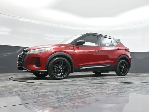 Used 2024 Nissan Kicks SR image 41
