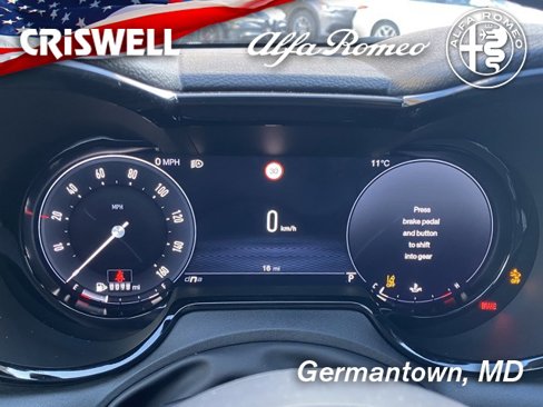 New 2025 Alfa Romeo Tonale w/ Premium Package image 25