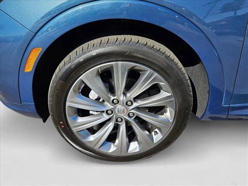 New 2025 Buick Envista Avenir image 10