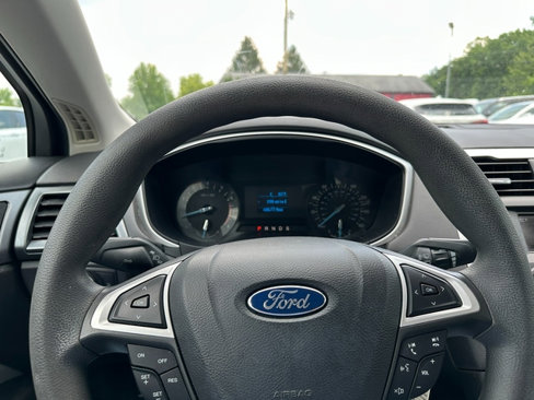 Used 2015 Ford Fusion S image 14