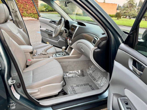 Used 2010 Subaru Forester 2.5X Limited image 27