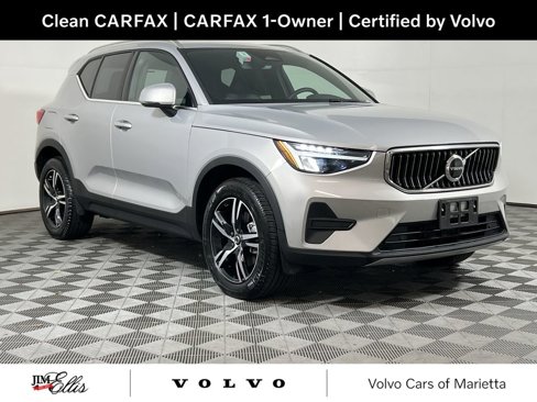 Certified 2025 Volvo XC40 B5 Core image 1