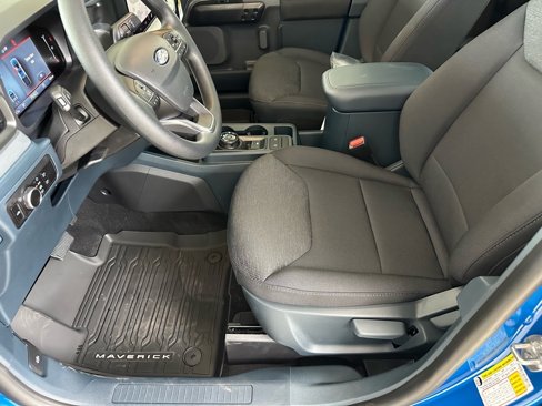 New 2025 Ford Maverick XL image 19