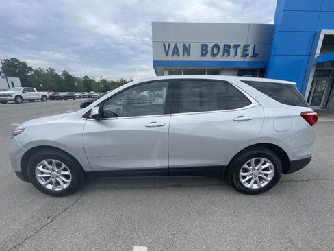 Certified 2020 Chevrolet Equinox LT w/ Driver Convenience Package image 10