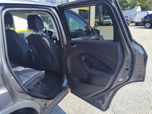 Used 2016 Ford Escape SE w/ SE Cold Weather Package image 16
