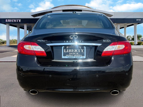 Used 2013 INFINITI M35 w/ Premium Pkg image 4