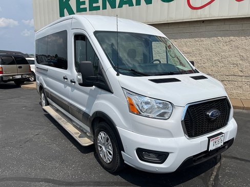 Used 2021 Ford Transit 350 XLT image 2