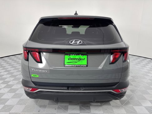 Used 2024 Hyundai Tucson SE image 10