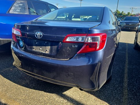 Used 2014 Toyota Camry LE image 3