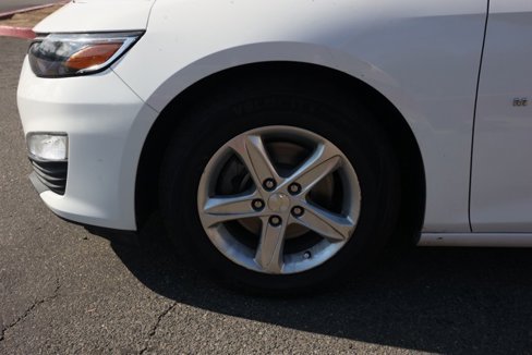 Used 2019 Chevrolet Malibu LS image 11