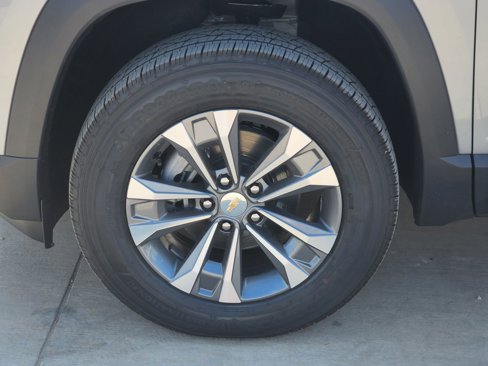 New 2026 Chevrolet Equinox LT image 11