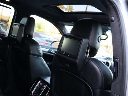 Used 2013 Porsche Cayenne Turbo image 56