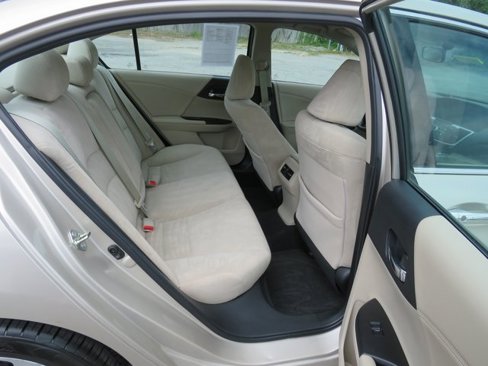 Used 2015 Honda Accord Hybrid Sedan image 27