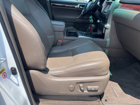 Used 2012 Lexus GX 460 Premium image 36