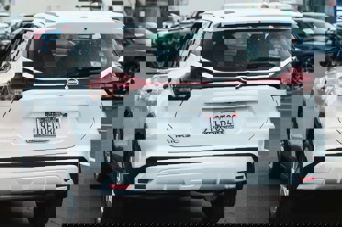 Used 2021 Nissan Kicks S image 8