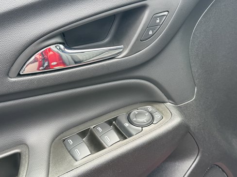 Used 2023 Chevrolet Equinox LT image 14