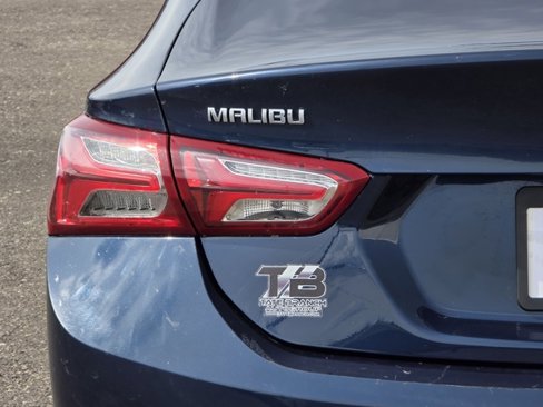 Used 2022 Chevrolet Malibu LT image 23