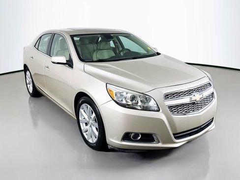 Used 2013 Chevrolet Malibu LTZ image 3