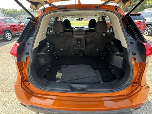 Used 2019 Nissan Rogue SV image 8