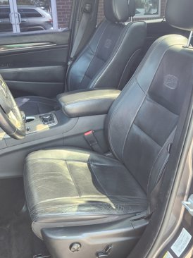 Used 2014 Jeep Grand Cherokee Overland w/ Advanced Technology Group image 13