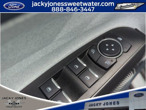 New 2025 Ford Maverick XLT image 12