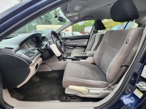 Used 2012 Honda Accord LX image 17
