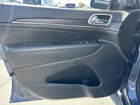 Used 2021 Jeep Grand Cherokee Limited w/ Premium Lighting Group image 9