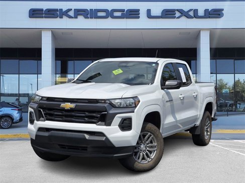 Used 2024 Chevrolet Colorado LT image 1