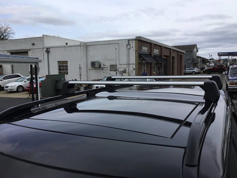 Used 2017 Land Rover Discovery HSE image 9