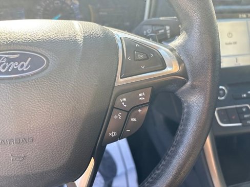 Certified 2018 Ford Fusion SE w/ Fusion SE Technology Package image 39