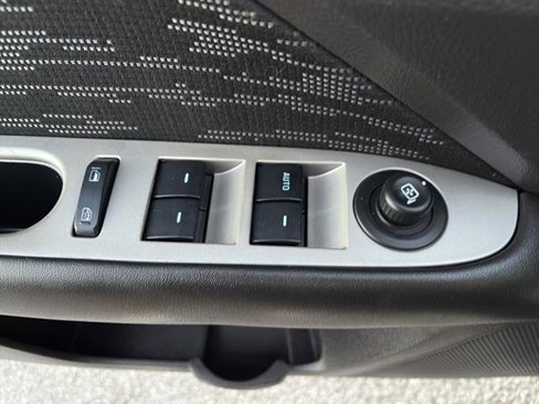 Used 2010 Ford Fusion SE image 15