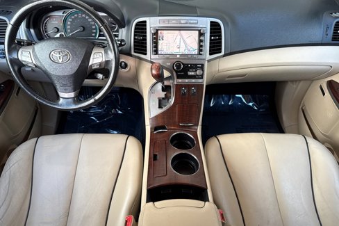 Used 2011 Toyota Venza AWD image 15