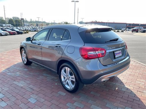 Used 2016 Mercedes-Benz GLA 250 4MATIC image 34