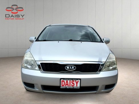 Used 2012 Kia Sedona LX image 2