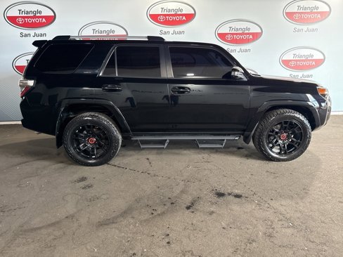 Used 2020 Toyota 4Runner SR5 image 6