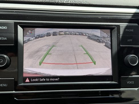 Used 2021 Volkswagen Atlas S image 9