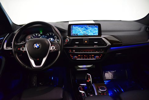 Used 2018 BMW X3 xDrive30i image 3