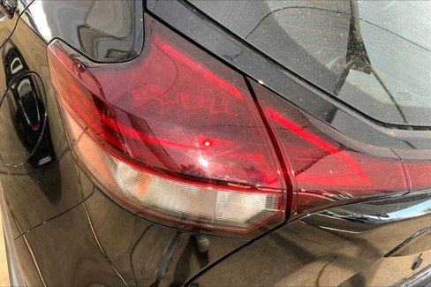 Used 2023 Nissan Kicks SV image 28