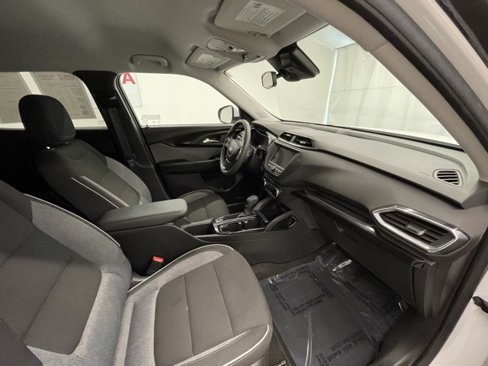 Used 2023 Chevrolet TrailBlazer LT image 8