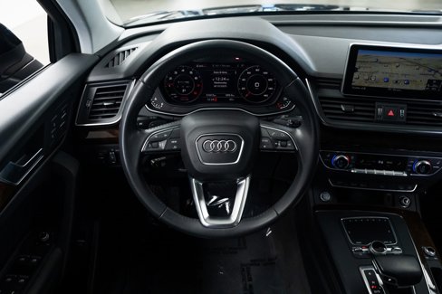 Used 2019 Audi Q5 2.0T Premium Plus w/ Premium Plus Package image 12