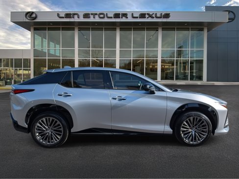 Used 2023 Lexus RZ 450e Premium image 2