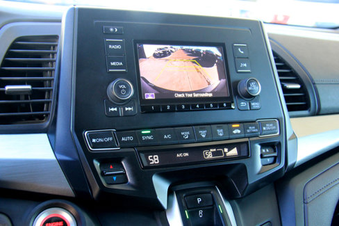 Used 2020 Honda Odyssey LX image 17