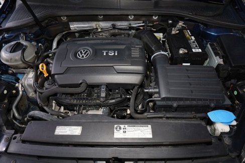 Used 2015 Volkswagen Golf SE image 30