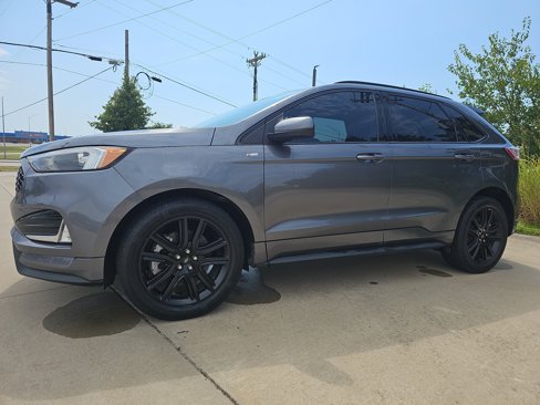 Used 2022 Ford Edge ST-Line image 8