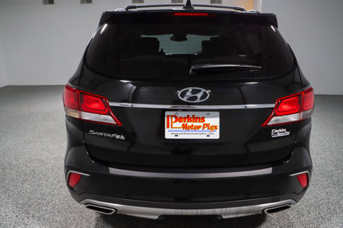 Used 2017 Hyundai Santa Fe SE image 8