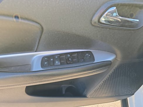 Used 2014 Dodge Journey SXT w/ Flexible Seating Group image 14