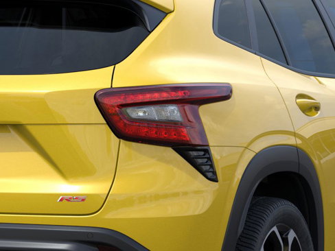 New 2025 Chevrolet Trax RS w/ Sunroof Package image 11