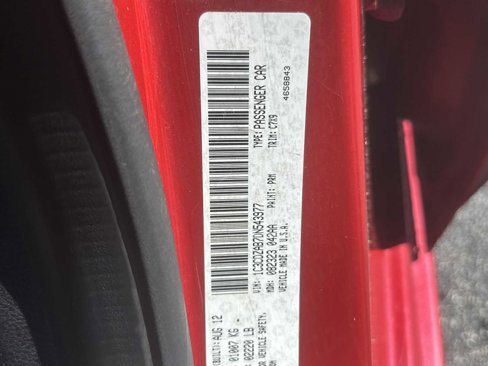 Used 2013 Dodge Avenger SE image 21