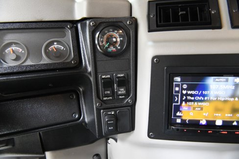 Used 2002 HUMMER H1 4-Door Wagon image 18