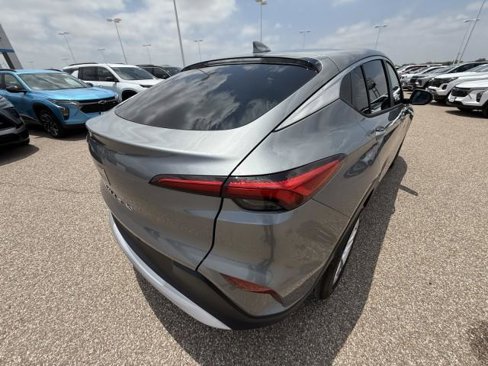 New 2025 Buick Envista Preferred image 12
